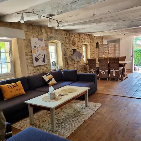 Villa Charmante A Lussan Avec Piscine Privee Et Jardin Closa