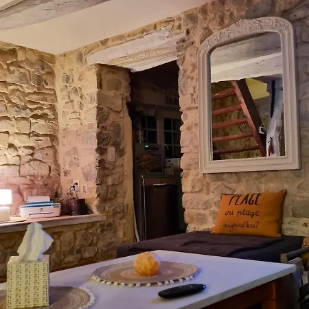 Charmante A Lussan Avec Piscine Privee Et Jardin Closa Villa