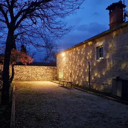 Charmante A Lussan Avec Piscine Privee Et Jardin Closa * Lussan (Gard)